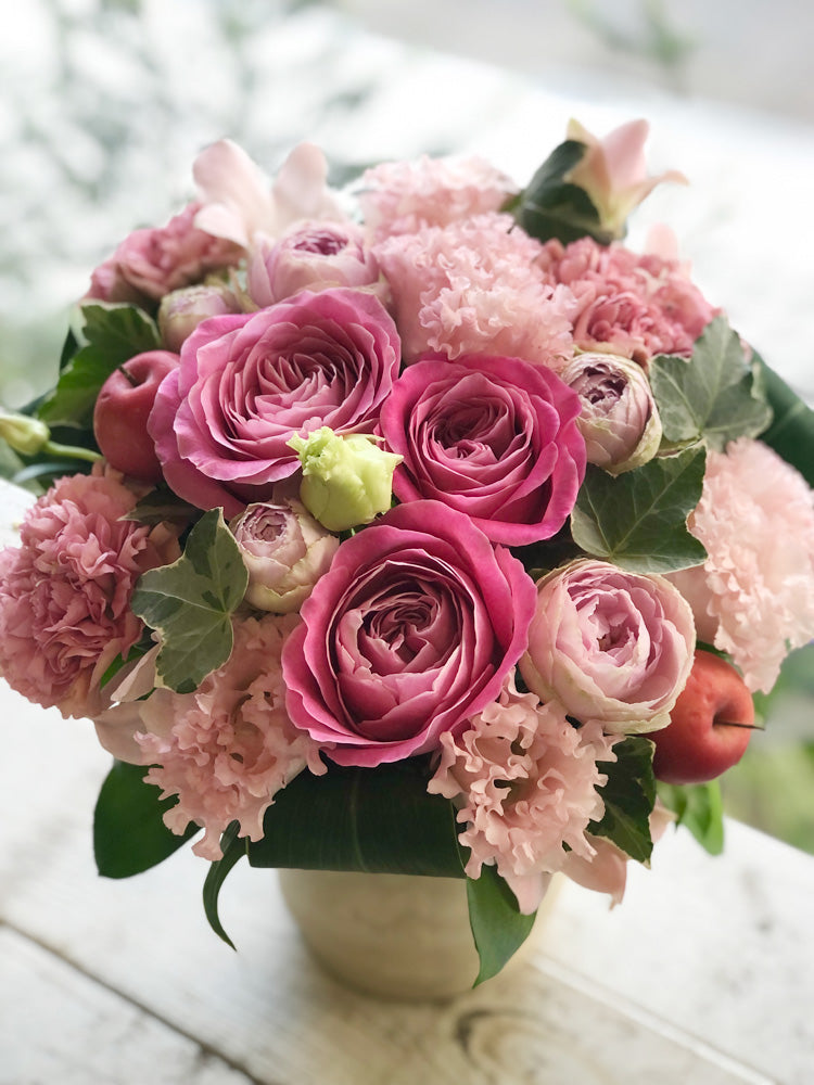 フラワーアレンジメント ピンクシャーベットS – floral ecru