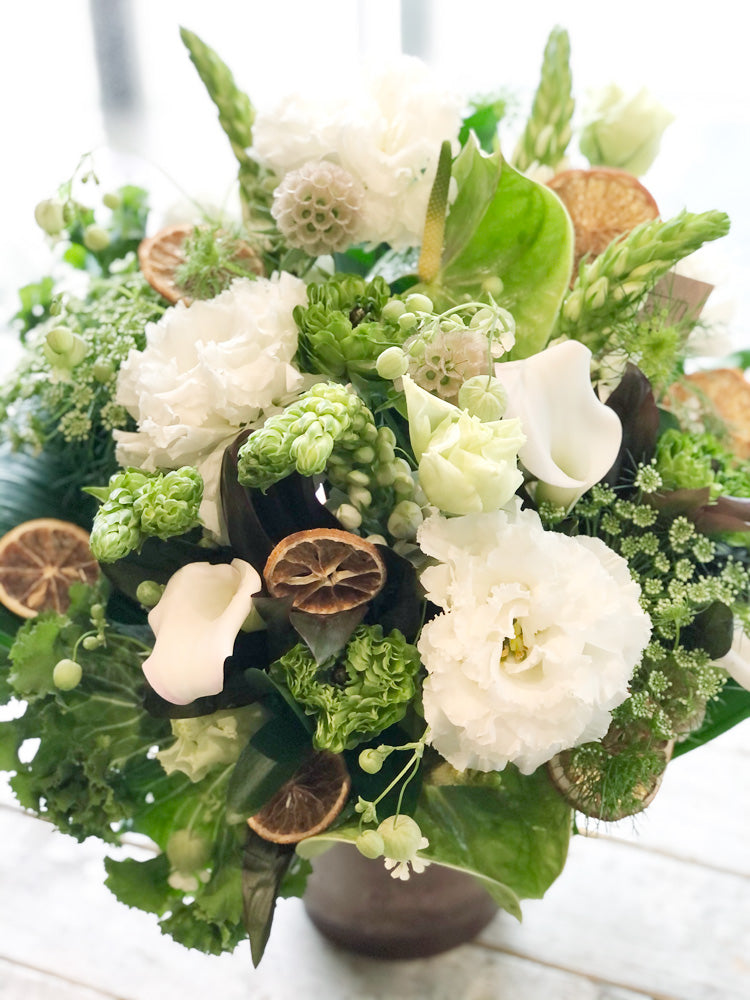 フラワーアレンジメント ホワイトアンティーク