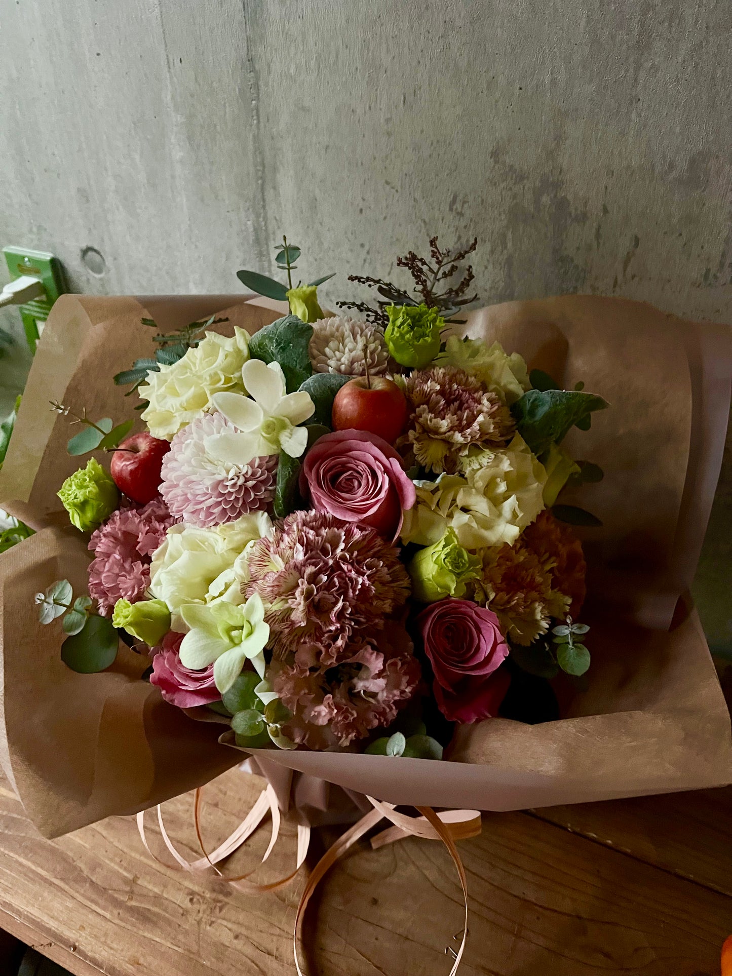 ペット用フラワーギフト　お供えアレンジメントL C-1